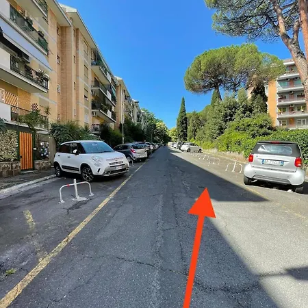 Stylish With Private Parking, Garden And Metro * Rome